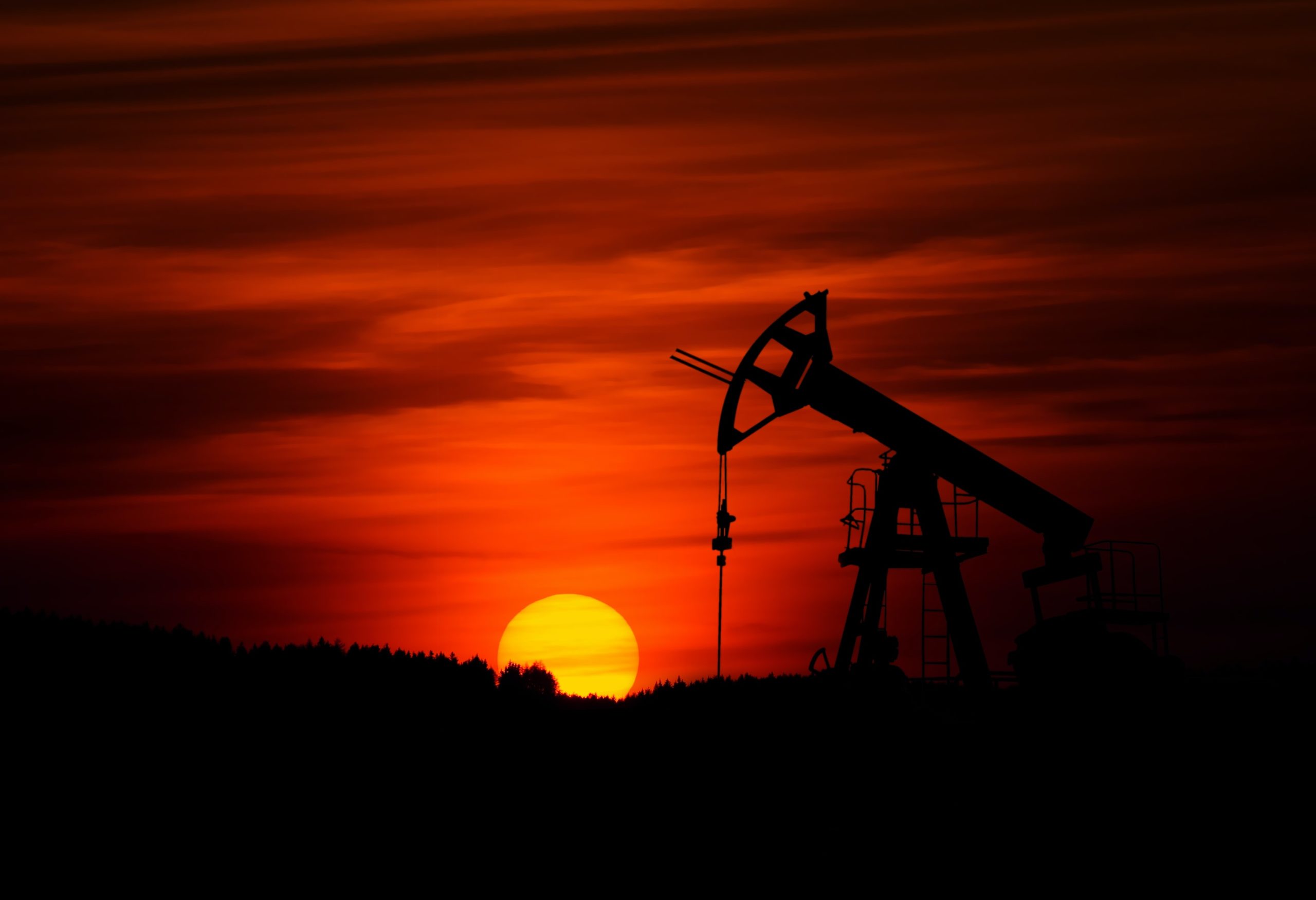 Featured image for “Custom Software Solutions are Critical in Oil and Gas”